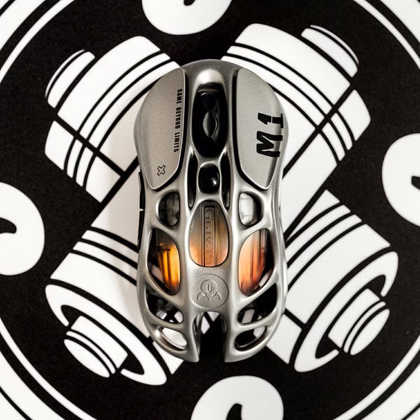 GravaStar Mercury M1 Pro Wireless Gaming Mouse, Silver Mist Battle-Worn Edition, Magnesium Alloy, 4K Hz Polling, 26K DPI, PAW3395 | M1 PRO_GRYM thumbnail 3