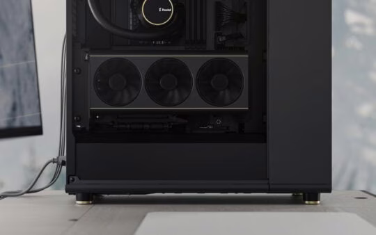 Fractal Design Flex 2 Vertical Riser Bracket, Vertical GPU bracket, PCIe Riser cable 195 mm, 2 x 6-32 Captive screws, 2 x 6-32 Thumbscrews for PCI slot, 4 x 6-32 Screws for Riser cable & Bracket, White | FD-A-FLX2-002 thumbnail 4