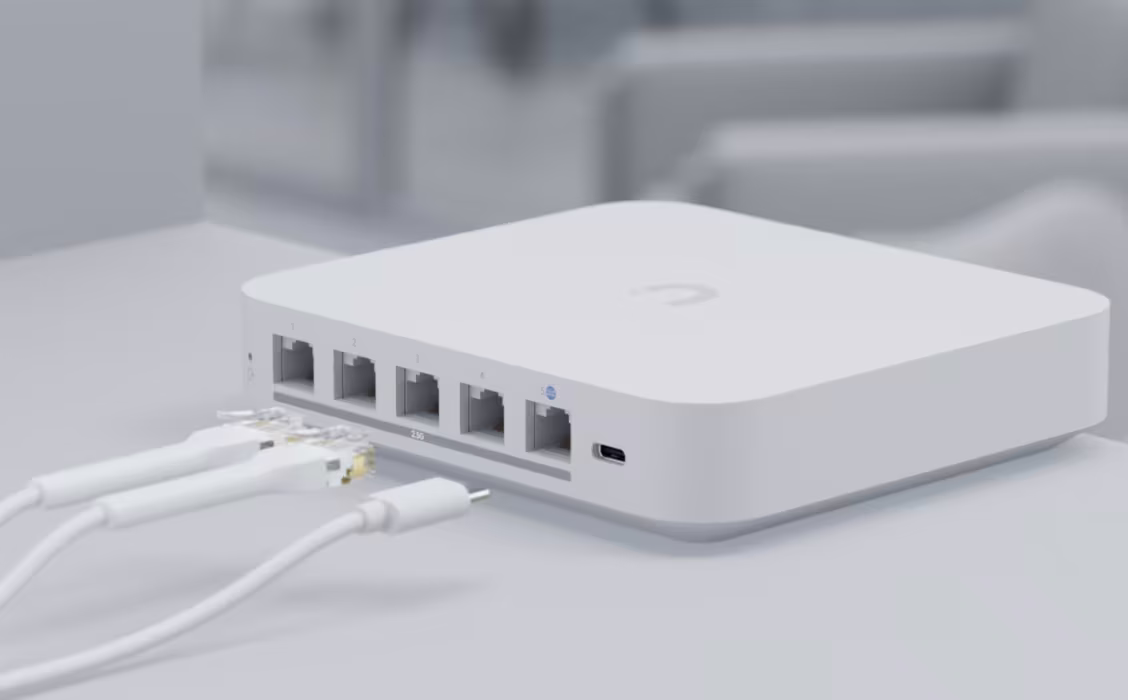 Unifi UXG-Max Gateway Max Compact Multi-WAN Independent Gateway, Full 2.5G support, Managed with a CloudKey, Official UniFi Hosting, or UniFi Network Server | UXG-Max thumbnail 3