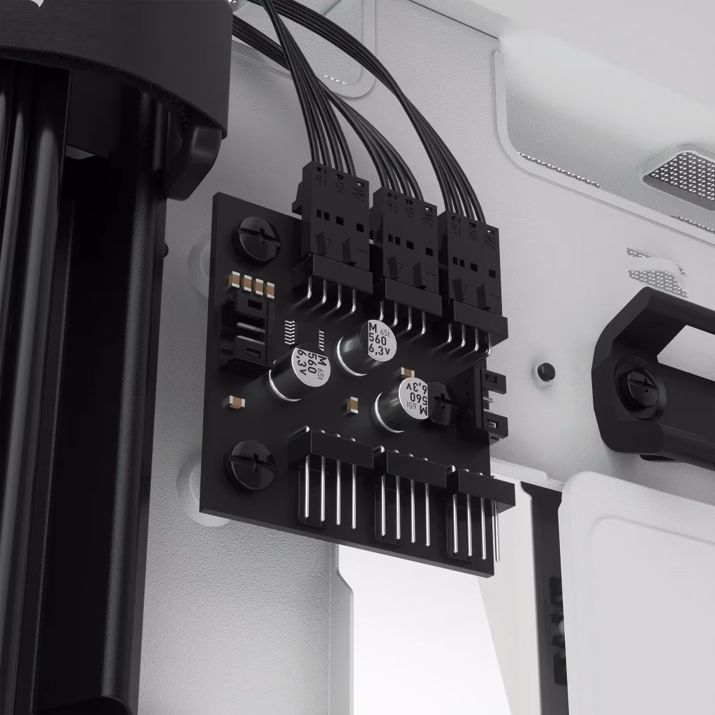 Corsair iCUE 5000X RGB Tempered Glass Mid-Tower ATX PC Smart Case, Motherboard Support Upto E-ATX, Fits up to 10x 120mm, 6x Drive Bays, 9x Expansion Slots, White |  CC-9011213-WW thumbnail 11