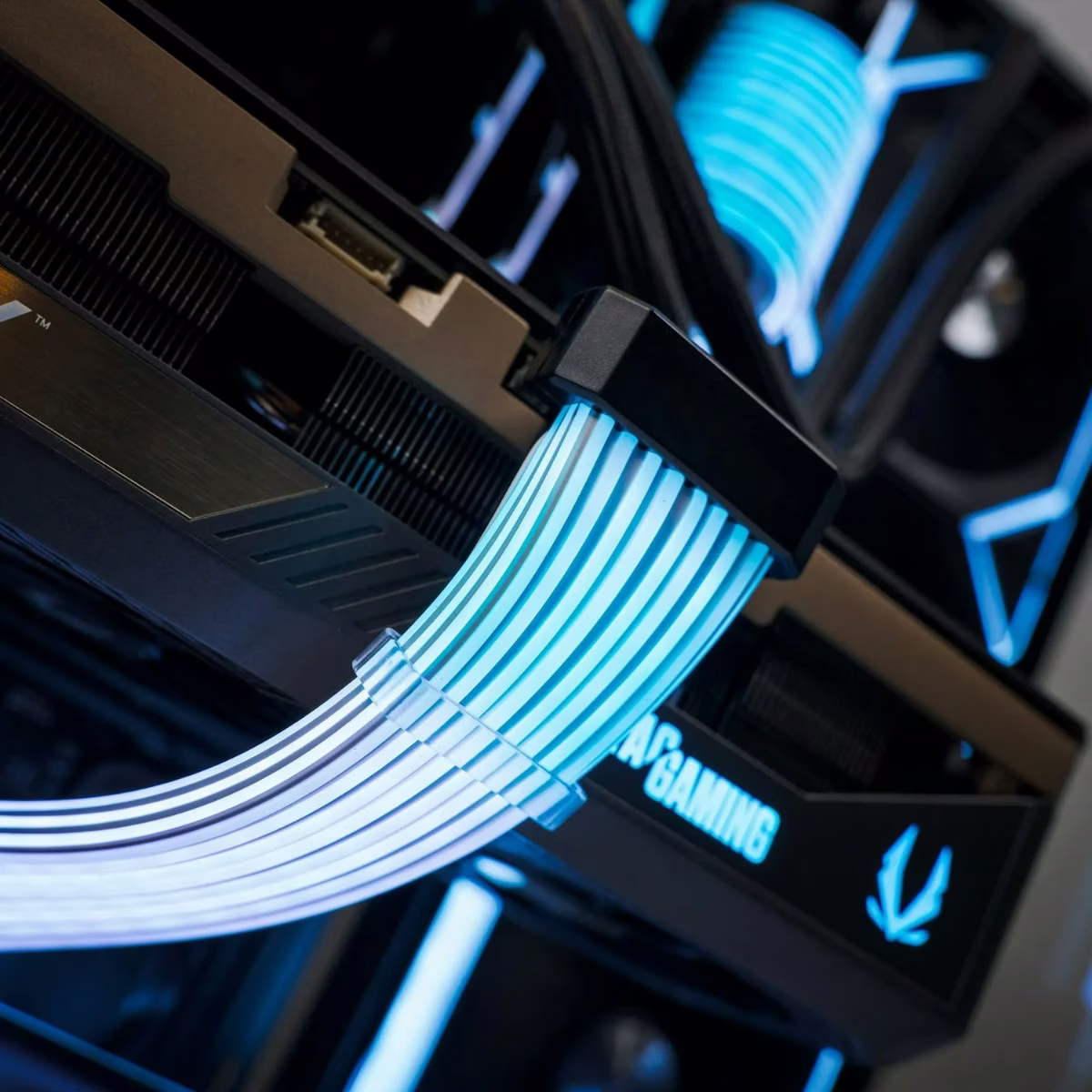 High-End Gaming PC: Intel Core i7-14700F 14th Gen + ZOTAC GAMING 5070 Solid 12GB GDDR7, 32GB DDR5 6000MHz RGB, 1TB NVMe 6000MB/s SSD, 360mm Lian Li HYDROSHIFT II LCD AIO, 750W PSU, ASUS WiFi 6E, Lian Li O11 Vision Compact thumbnail 5